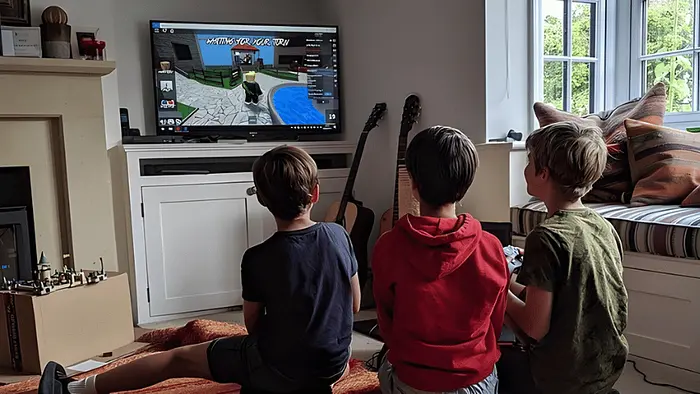 Roblox Transforms Game Development with Revolutionary AI Assistant Update