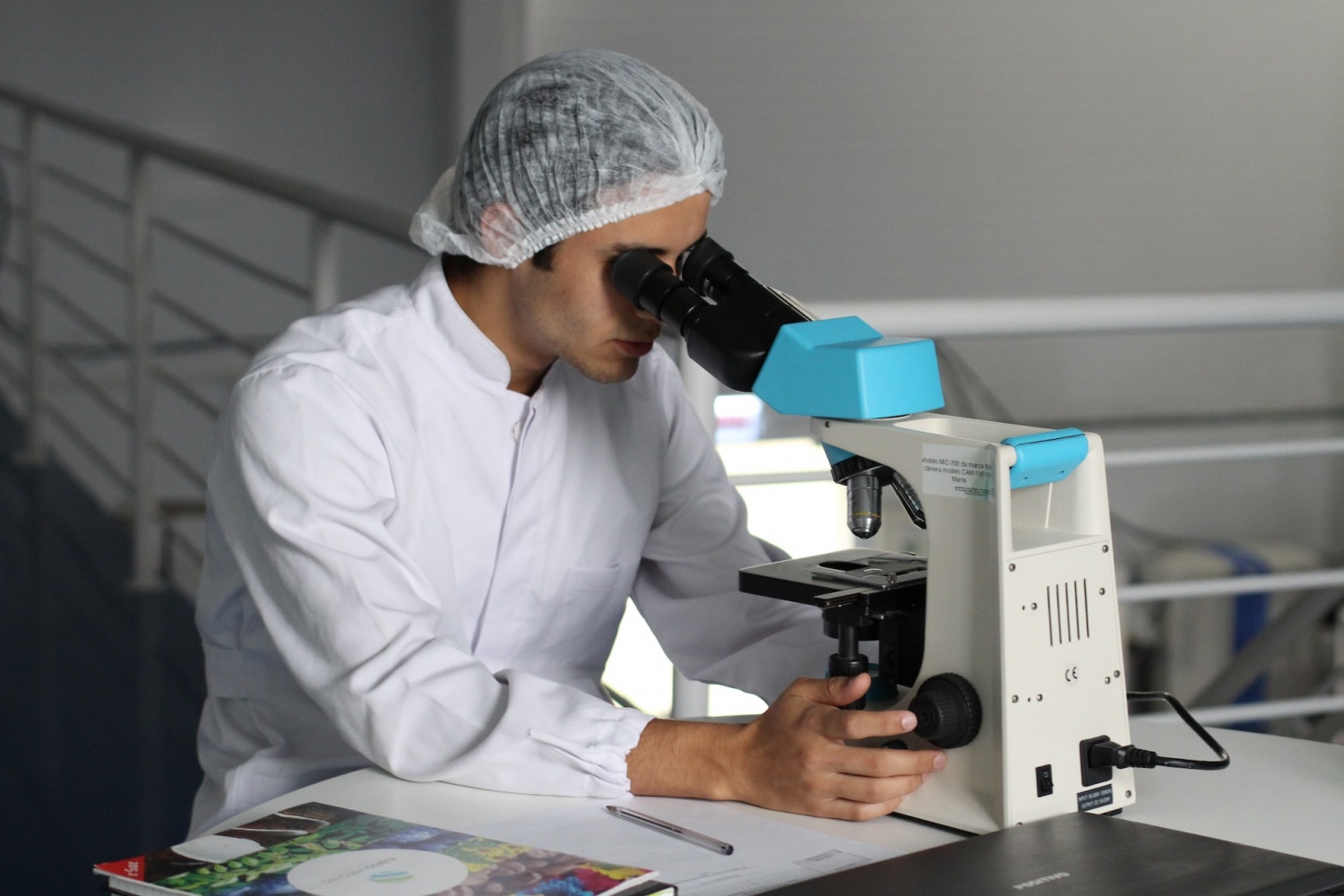 Google and Department of Defense Collaborate to Develop AI-Powered Microscope for Faster Cancer Diagnosis