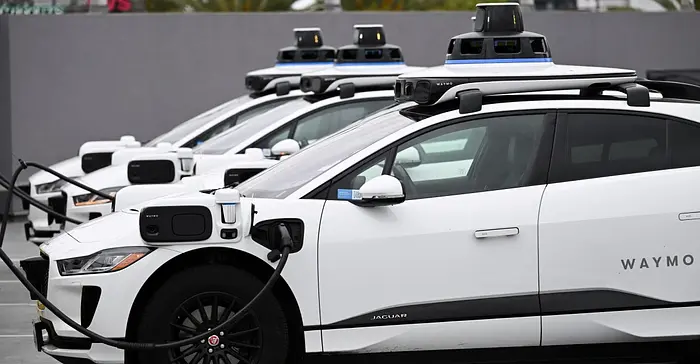 Waymo Launches International Testing of Autonomous Cars in Japan!