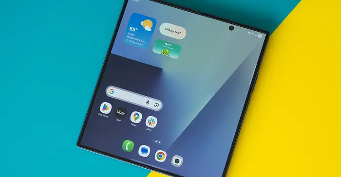Samsung's 'Wide Fold' Set to Challenge Apple's Foldable iPhone in 2026