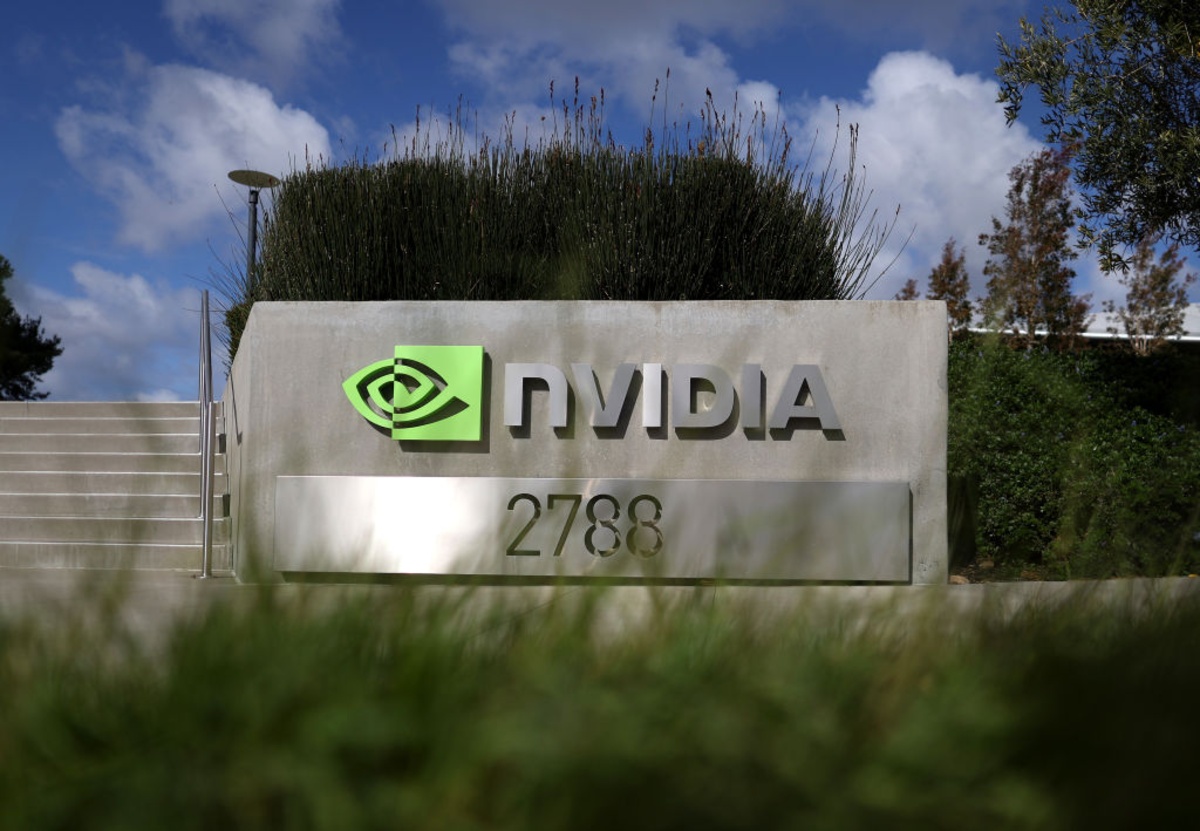 Nvidia Launches Groundbreaking Groq 3 LPX Chip for Real-Time AI Processing