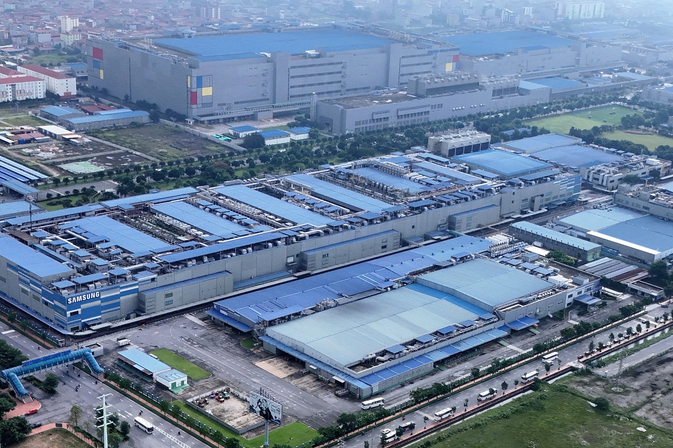 Samsung Eyes Vietnam for DRAM and Flash Operations Relocation