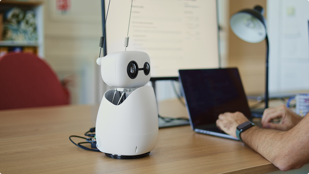 Meet Reachy Mini: The Affordable AI Robot from Hugging Face!
