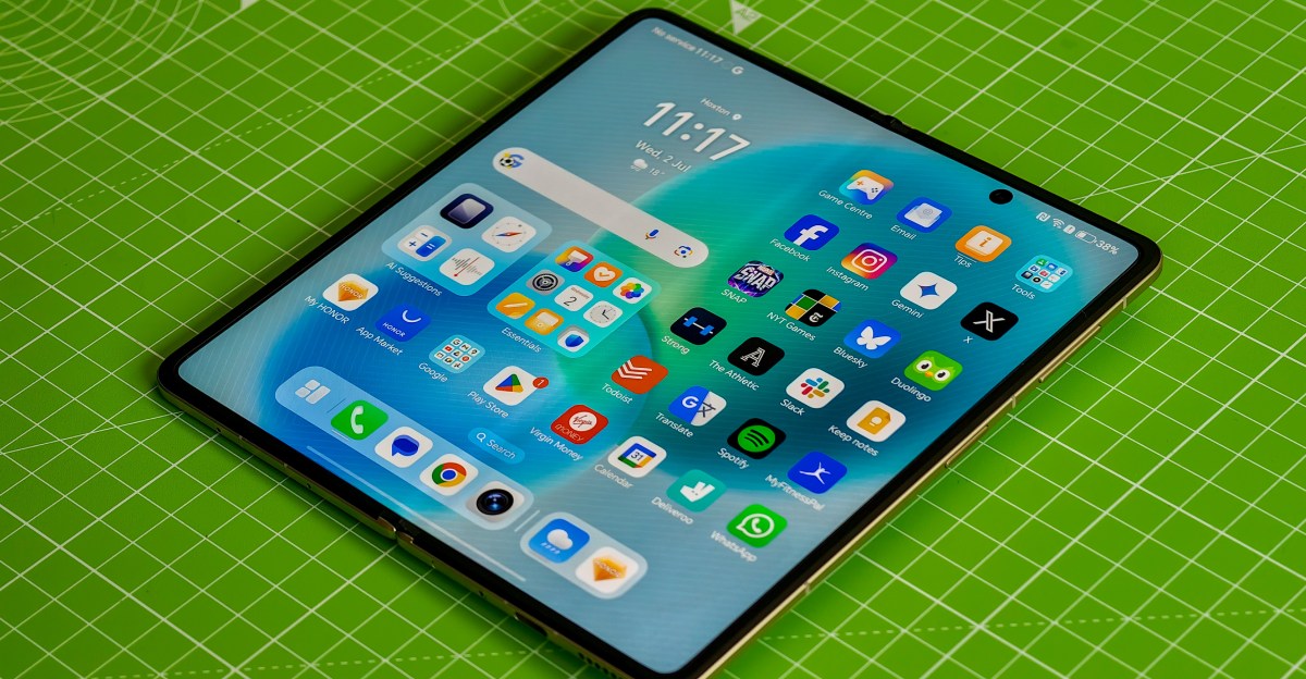 Honor Unveils the World’s Thinnest Foldable Phone: Magic V5