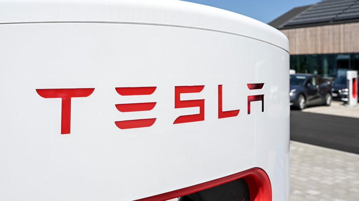Tesla Triumphs in Court, Avoids Class Action Lawsuit Over False Advertising Claims