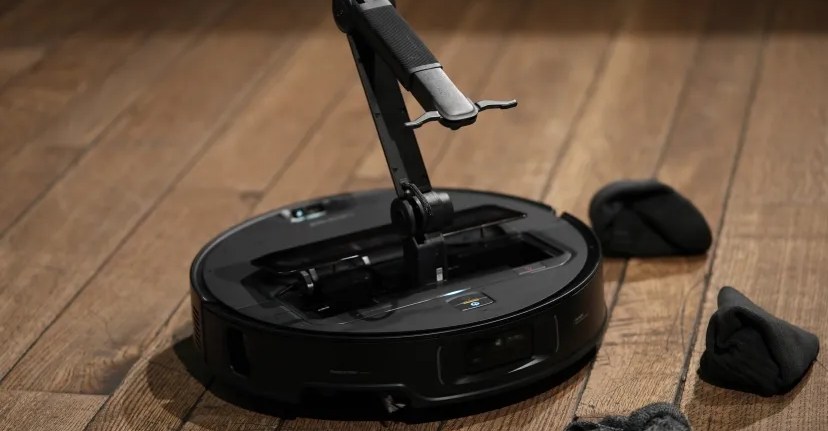 Roborock Launches $1,899 Saros Z70, Reigns Supreme in Robot Vacuums!