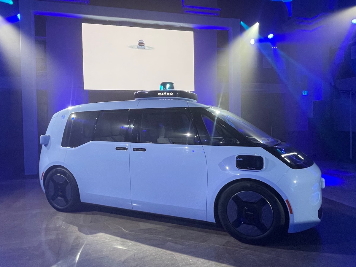 Waymo and Geely's Robotaxi Project Gains Momentum as Zeekr Hires Logistics Manager in the US