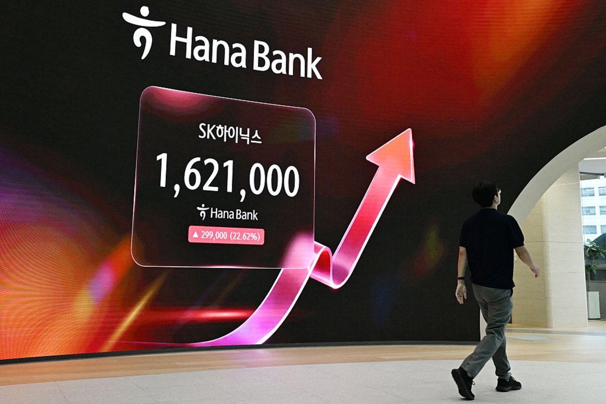 SK hynix Approves Historic ₩54.3 Trillion Investment for AI Memory Expansion