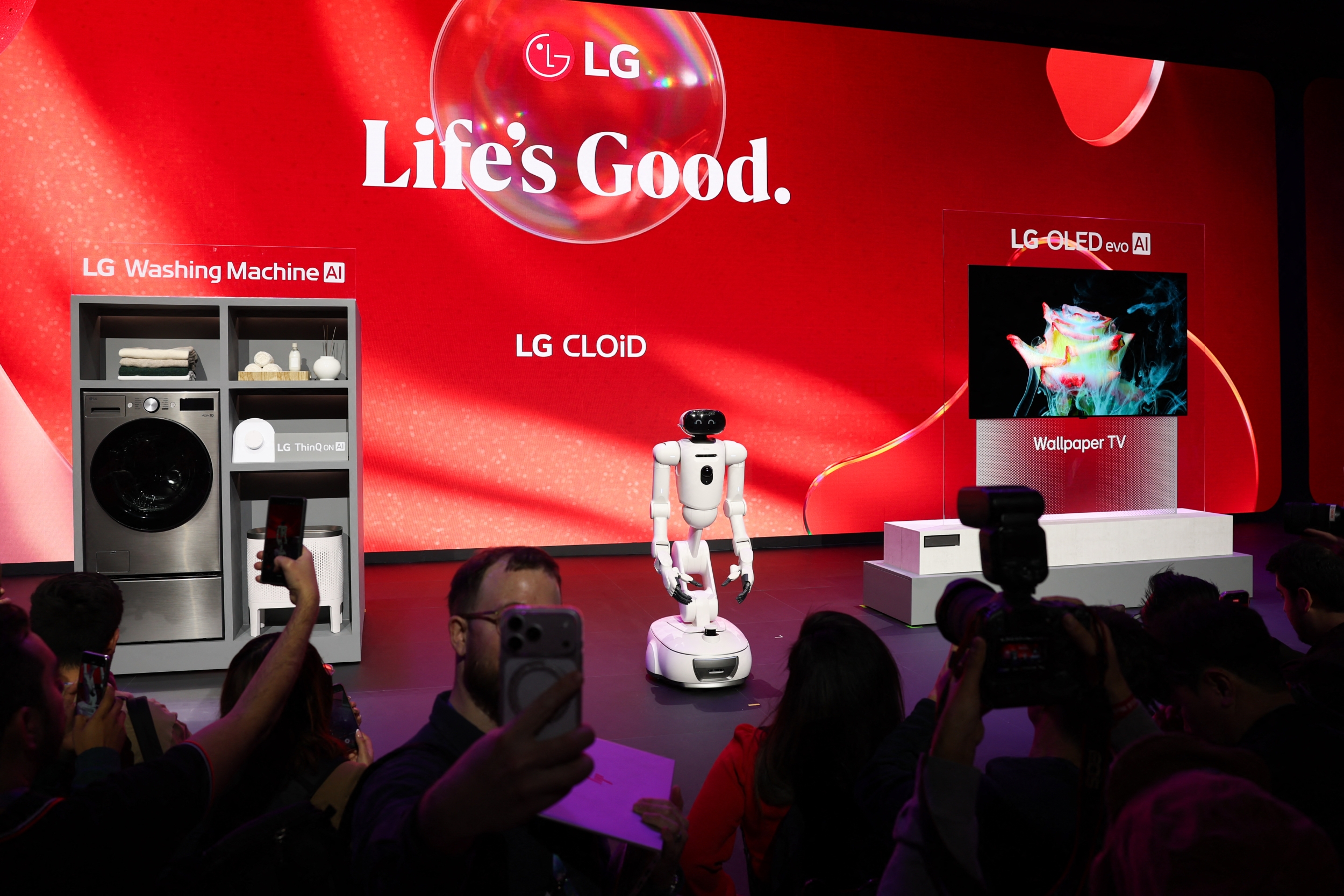 LG Electronics Launches Robotics Business Center to Drive Future Growth