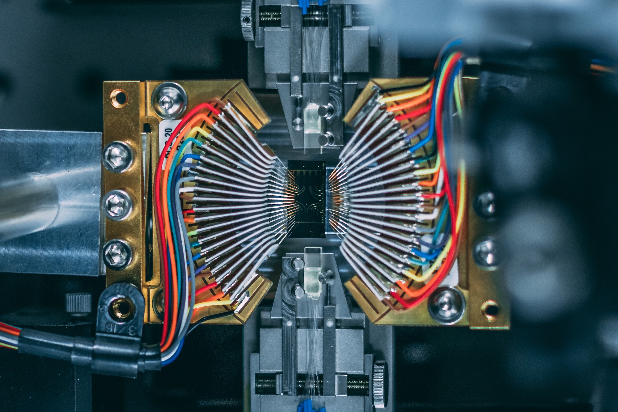 Xanadu Quantum Cuts QROM Costs in Half with New Algorithm!