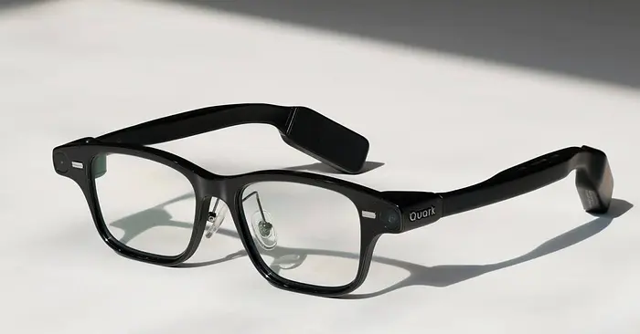Alibaba's Quark AI Smart Glasses Launch with Game-Changing Battery System!