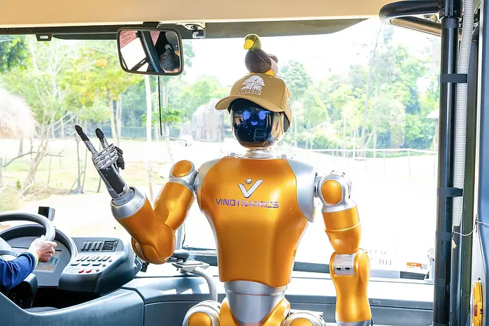 Vingroup Unveils Dual Humanoids at ICRA 2026: Vietnam's Bold Step into Robotics
