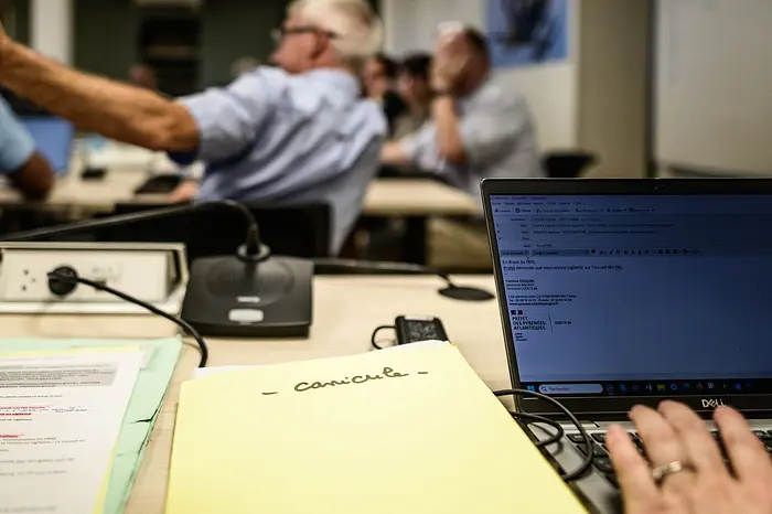 Revolutionary AI Approach: University Team Unveils Program-as-Weights