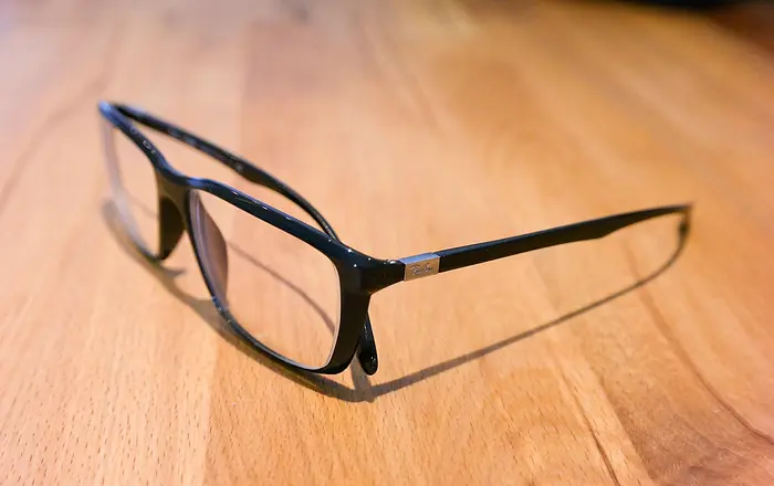 Smart Glasses Revolutionize Daily Life in 2025