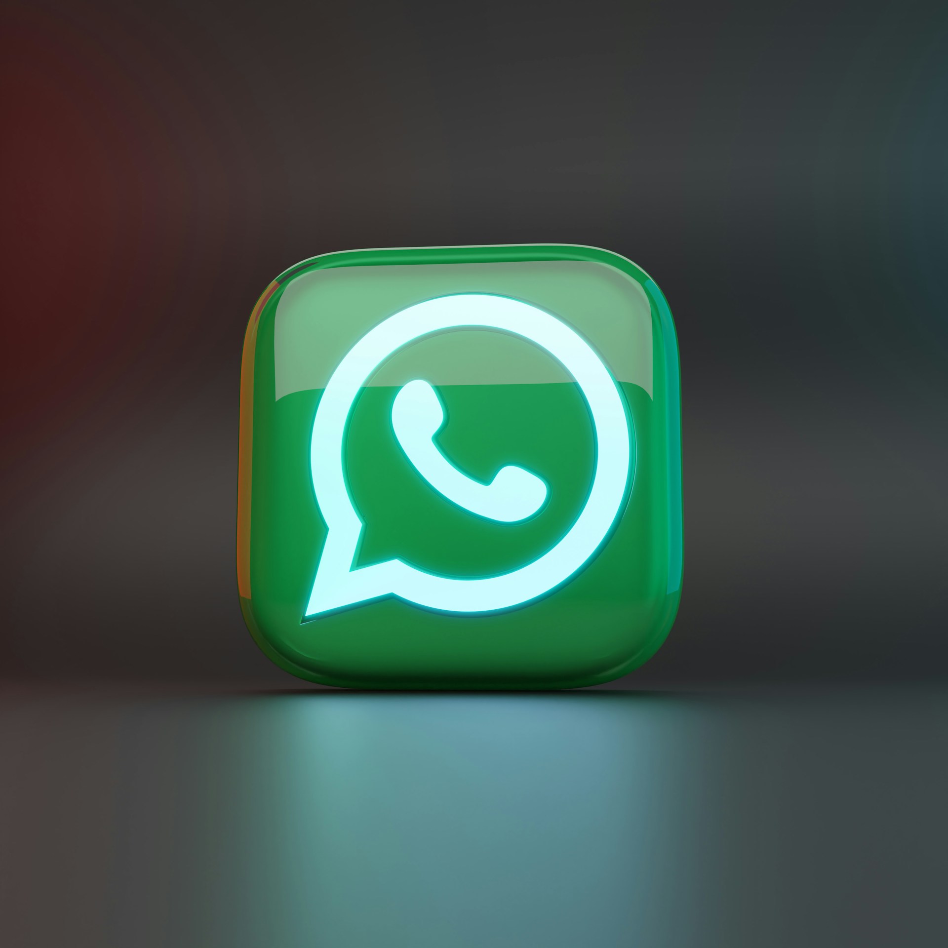 WhatsApp Status Gets a Game-Changing Close Friends Feature!