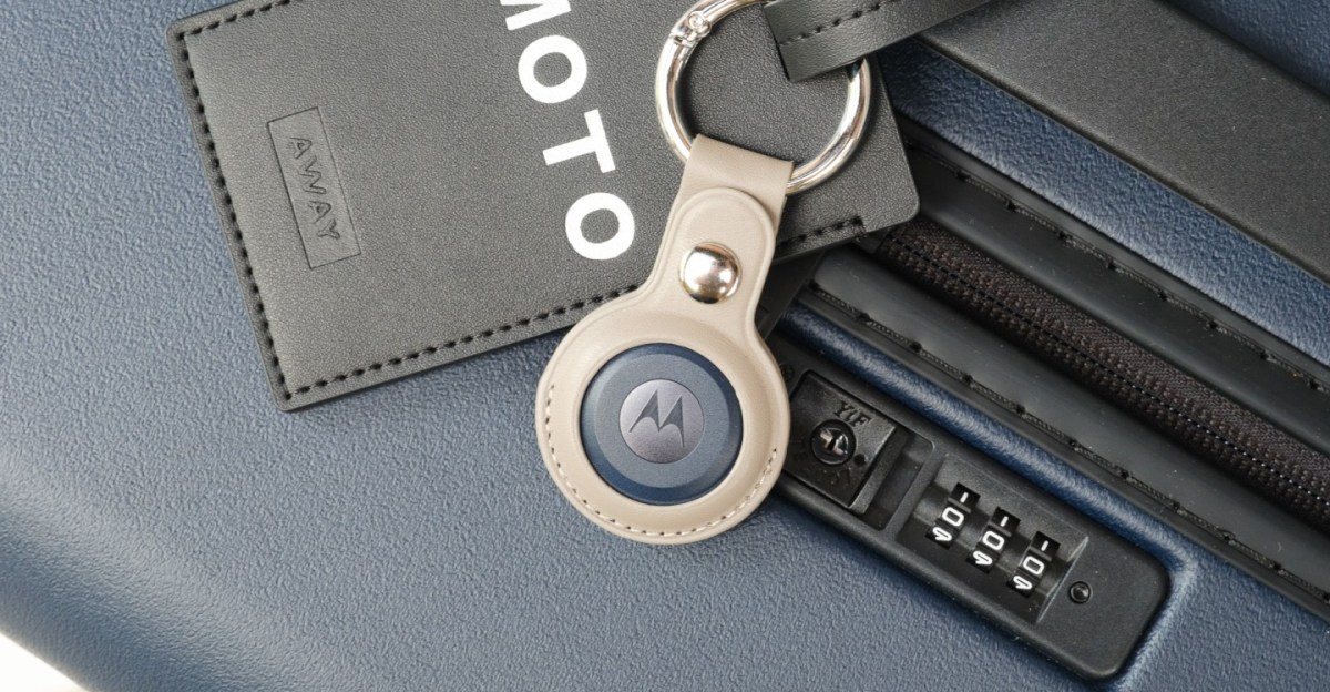 Moto Tag Launches UWB Tracking on Google’s Find Hub!