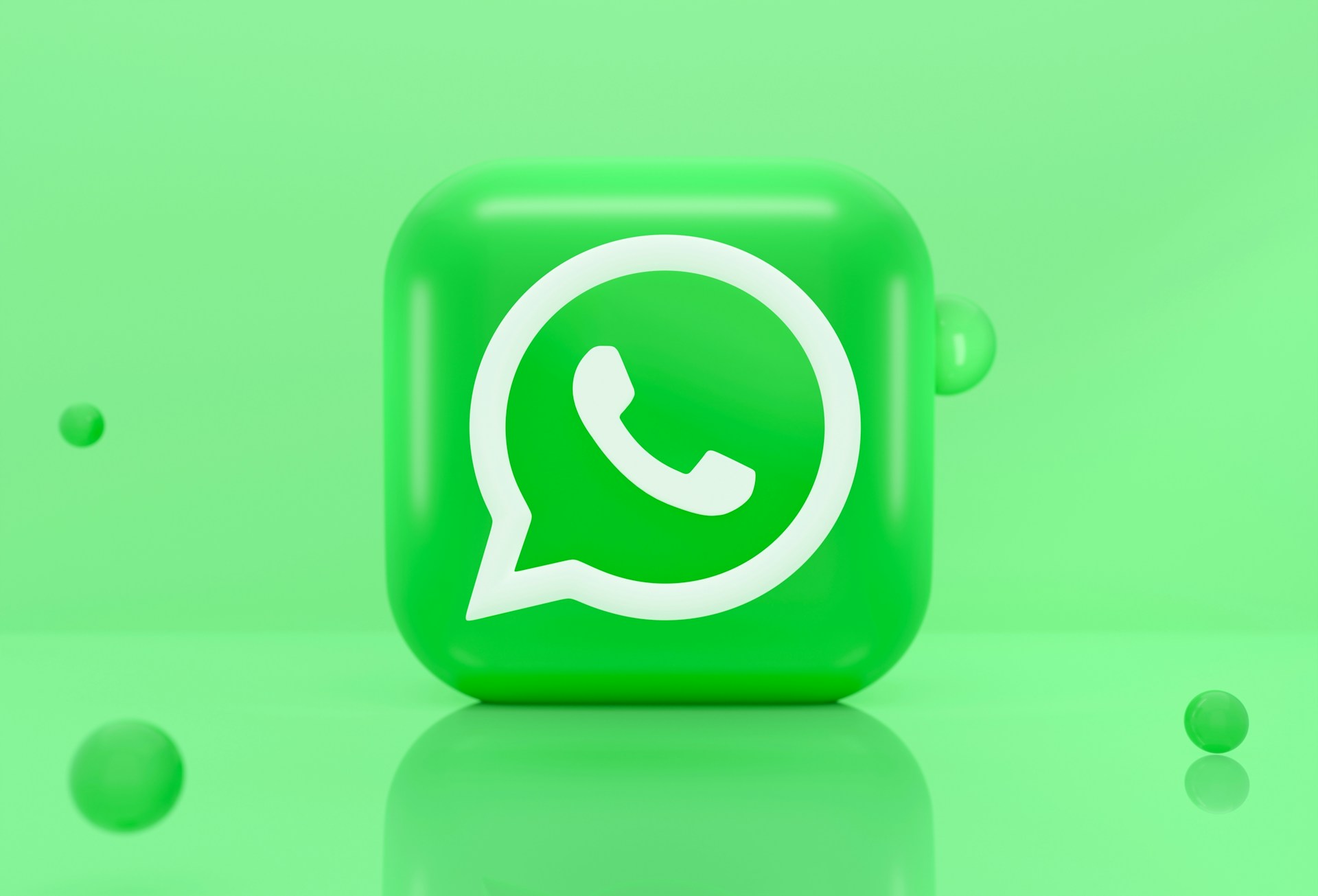 WhatsApp Unveils AI-Powered Writing Help Feature